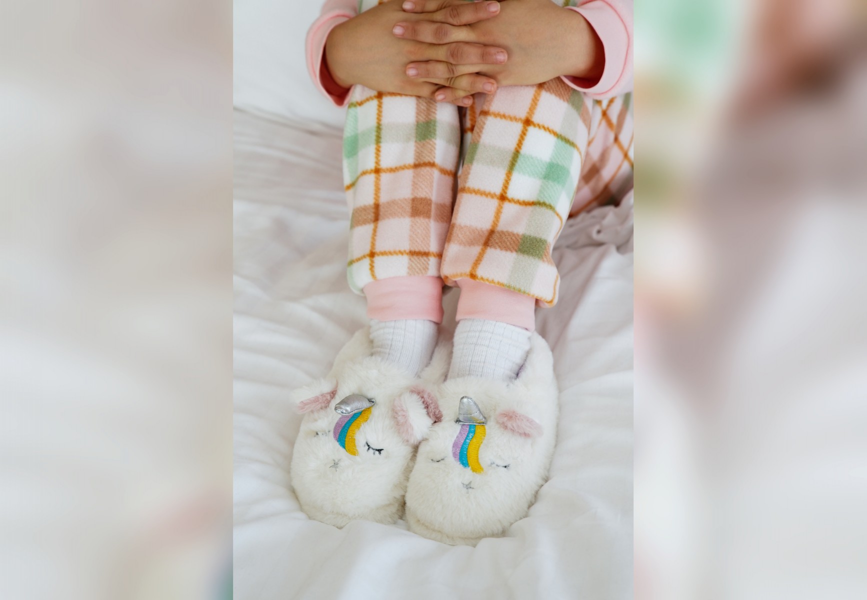 PELUCHE ÇOCUK BEYAZ UNICORN  EV AYAKKABISI ANA
