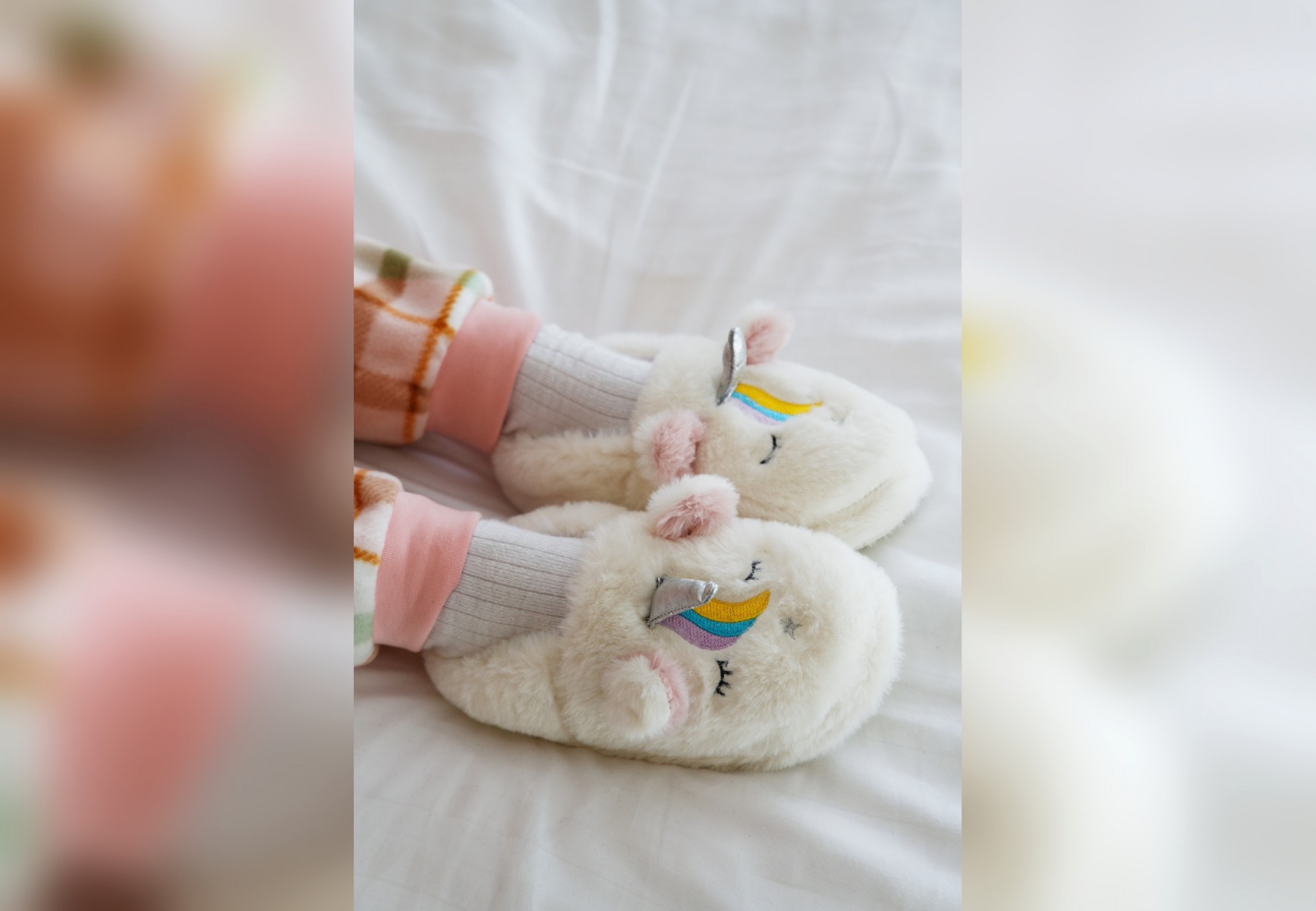 PELUCHE ÇOCUK BEYAZ UNICORN  EV AYAKKABISI ANA