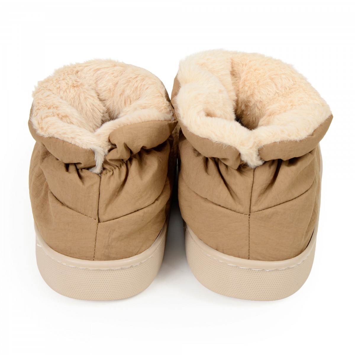 PELUCHE KADIN KAHVE EV BOTU